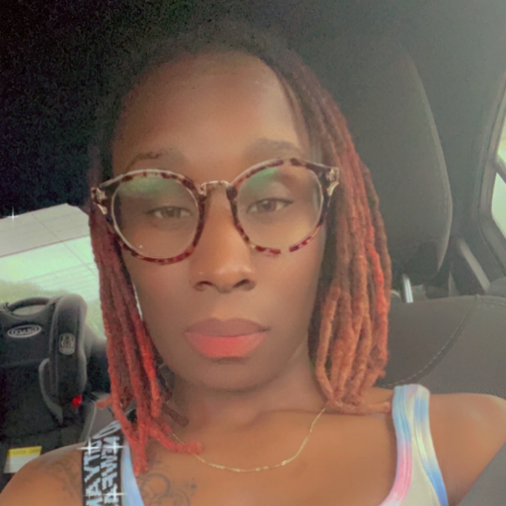 Meet your Posher, Lakeyia